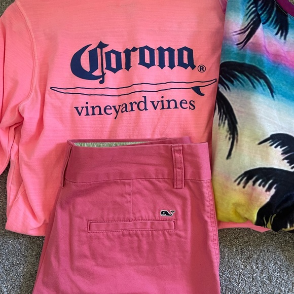 Vineyard Vines Corona Surf Logo Hoodie Tee Limited -Edition Collection Size XXS - Picture 11 of 11